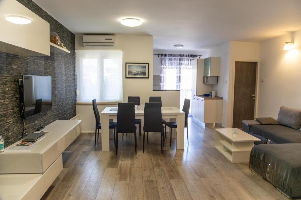Apartments Jaklin Rovinj Exterior photo