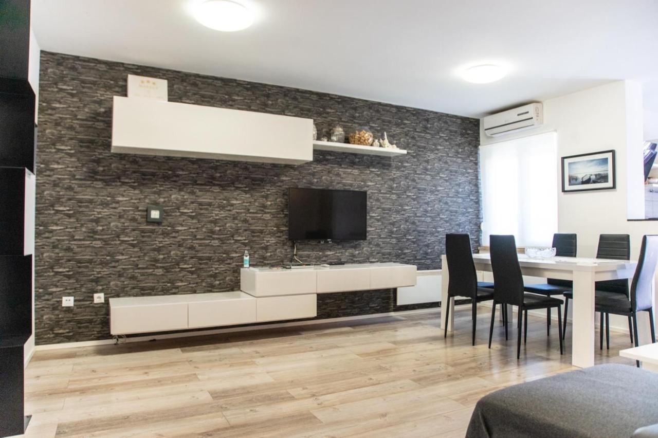 Apartments Jaklin Rovinj Exterior photo